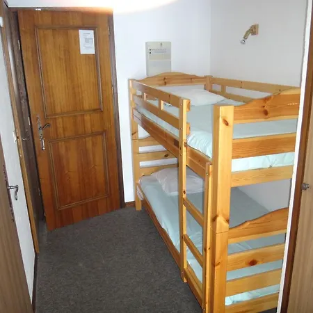 加百利小屋酒店